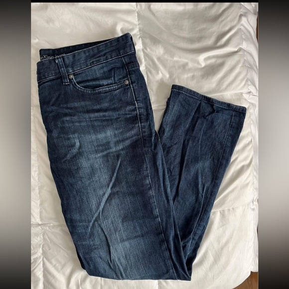 Calvin Klein Slim Straight Jeans - Picture 1 of 2